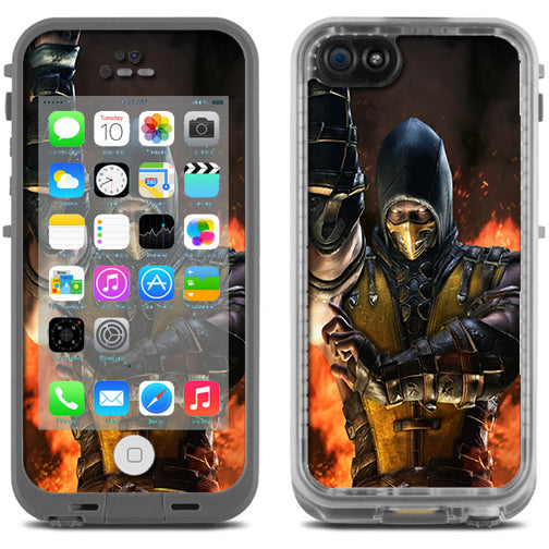  Scorpion Fighter Lifeproof Fre iPhone 5C Skin