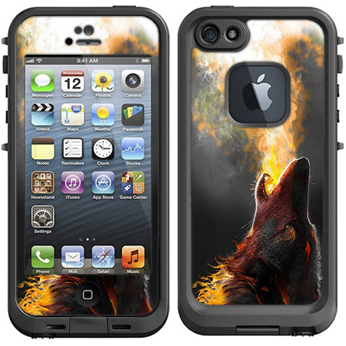  Wolf Howling At Moon Lifeproof Fre iPhone 5 Skin
