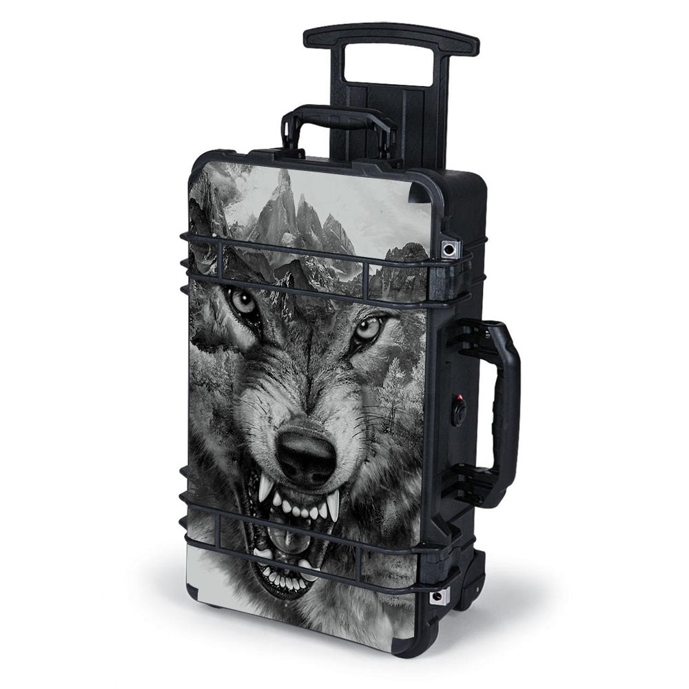  Angry Wolf Growling Mountains Pelican Case 1510 Skin