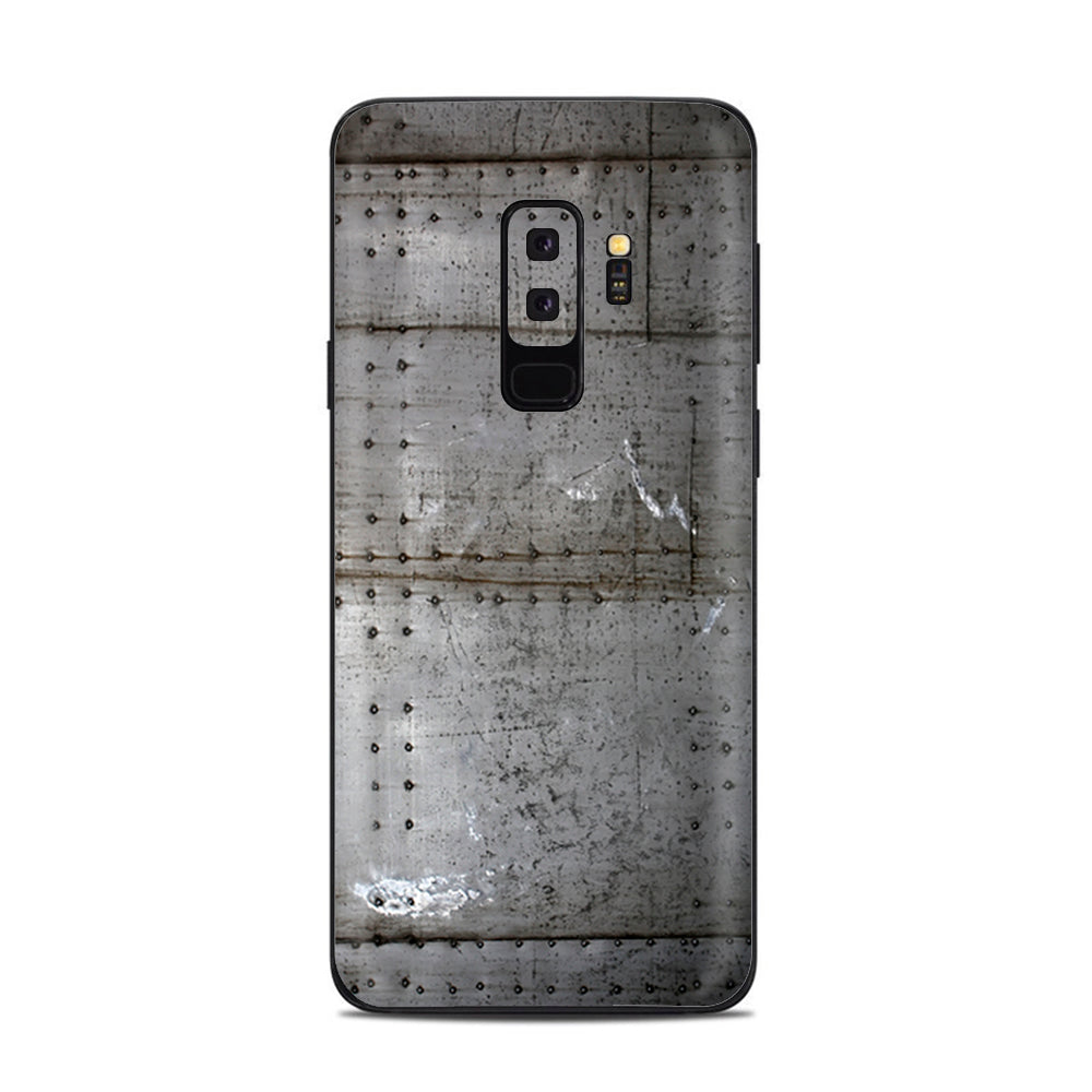  Old Metal Rivets Panels Samsung Galaxy S9 Plus Skin