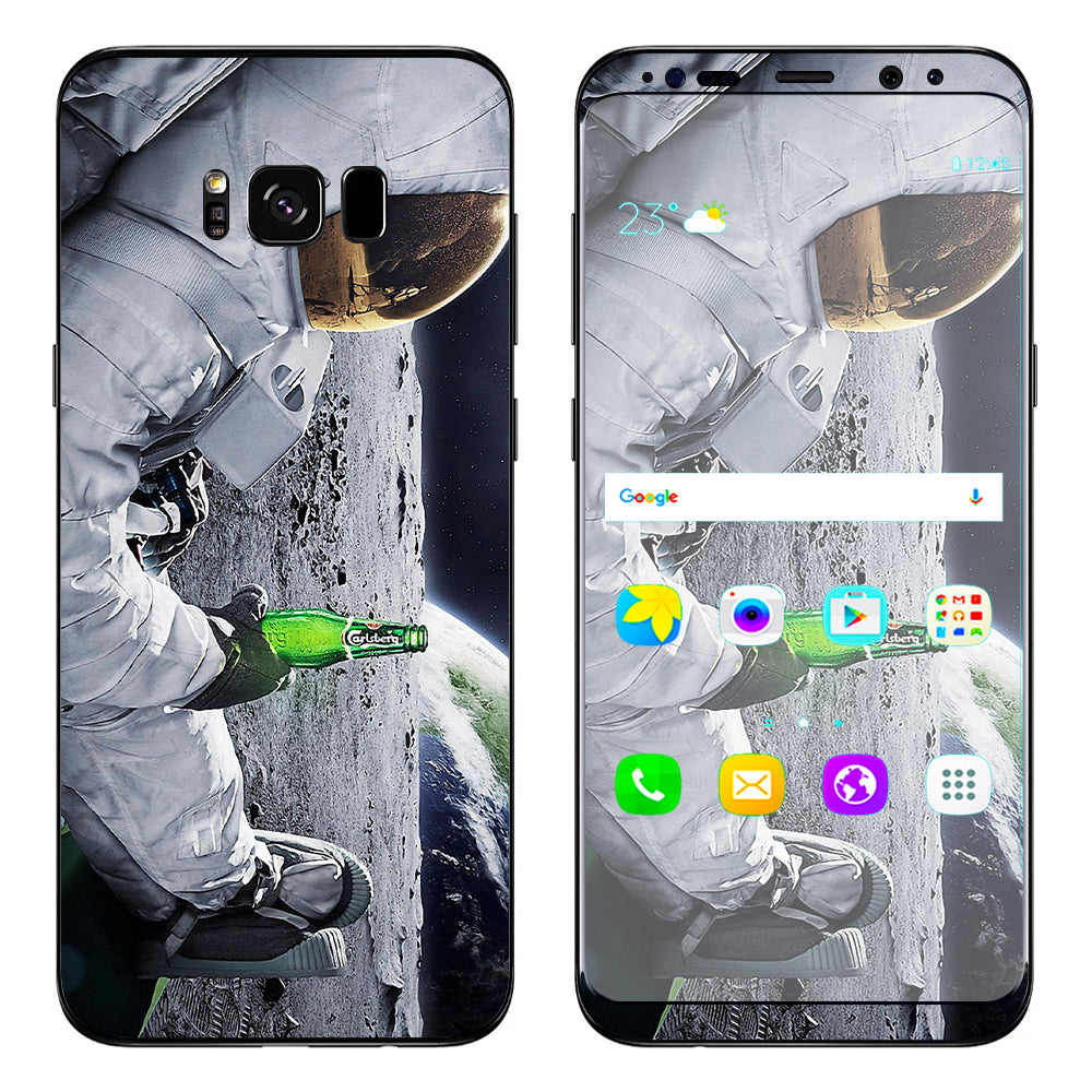  Astronaut Having A Beer Samsung Galaxy S8 Plus Skin