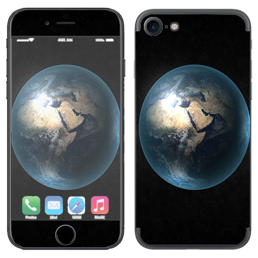  Earth Apple iPhone 7 or iPhone 8 Skin