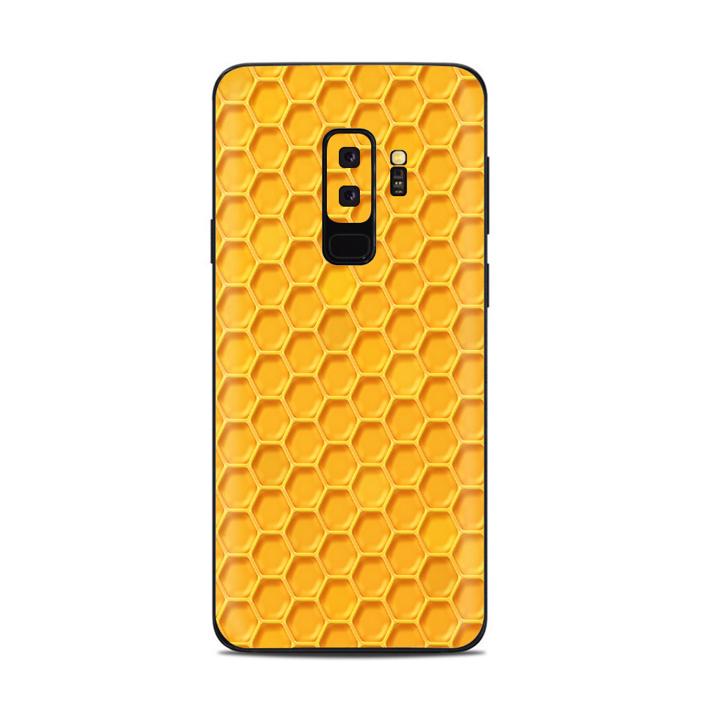  Yellow Honeycomb Samsung Galaxy S9 Plus Skin