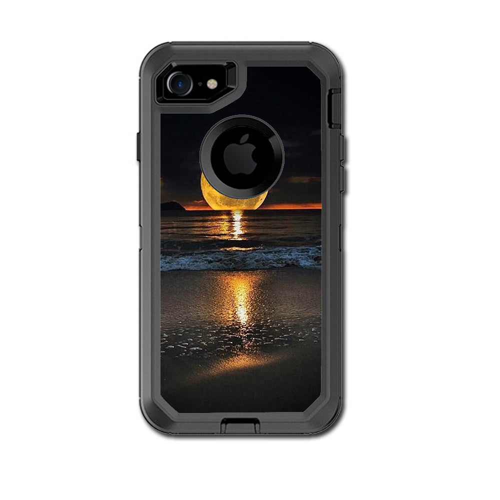  Full Moon And Sea Otterbox Defender iPhone 7 or iPhone 8 Skin