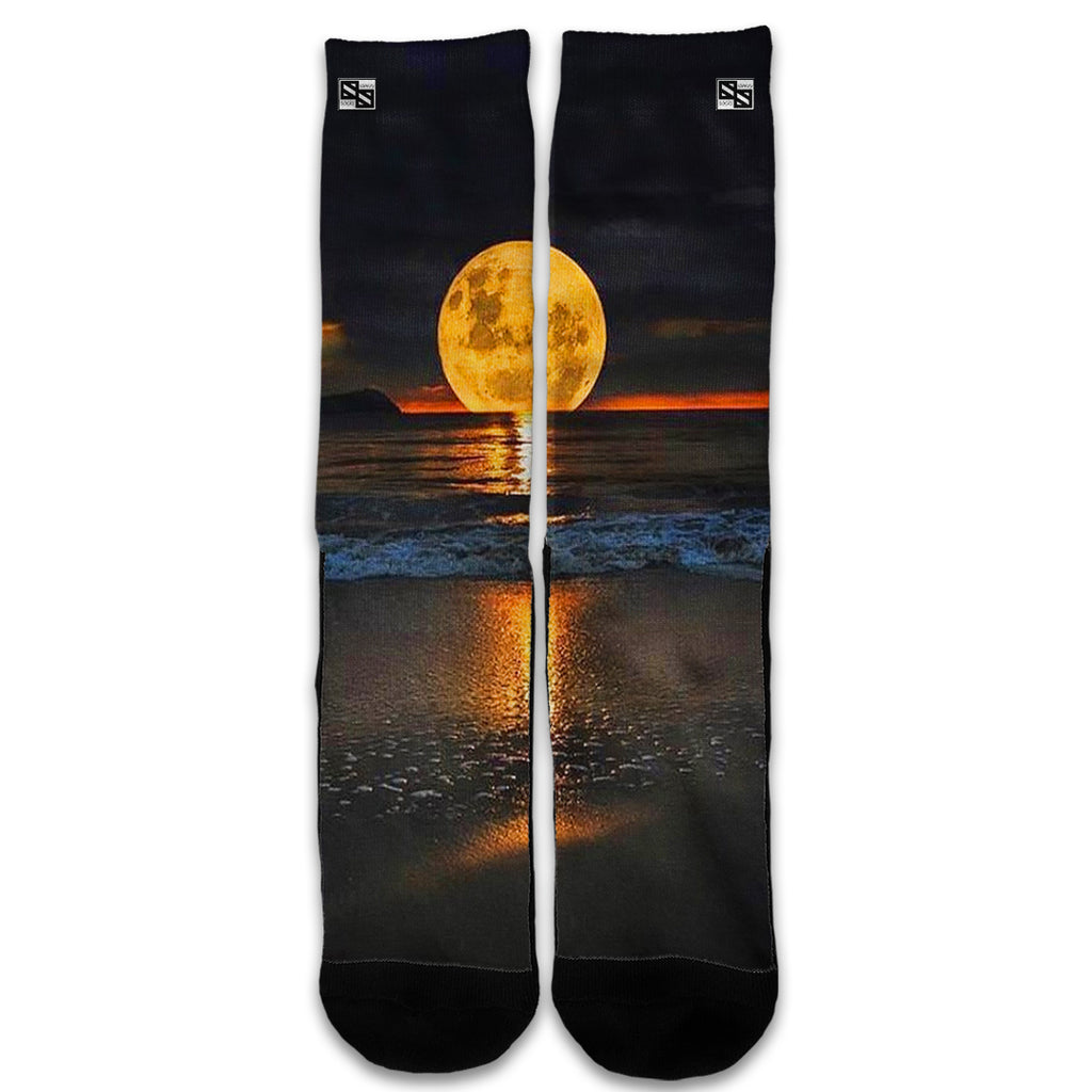 Full Moon And Sea Universal Socks
