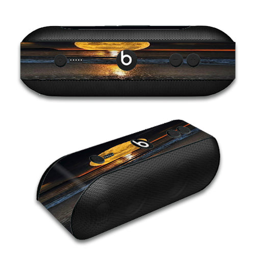  Full Moon And Sea Beats by Dre Pill Plus Skin