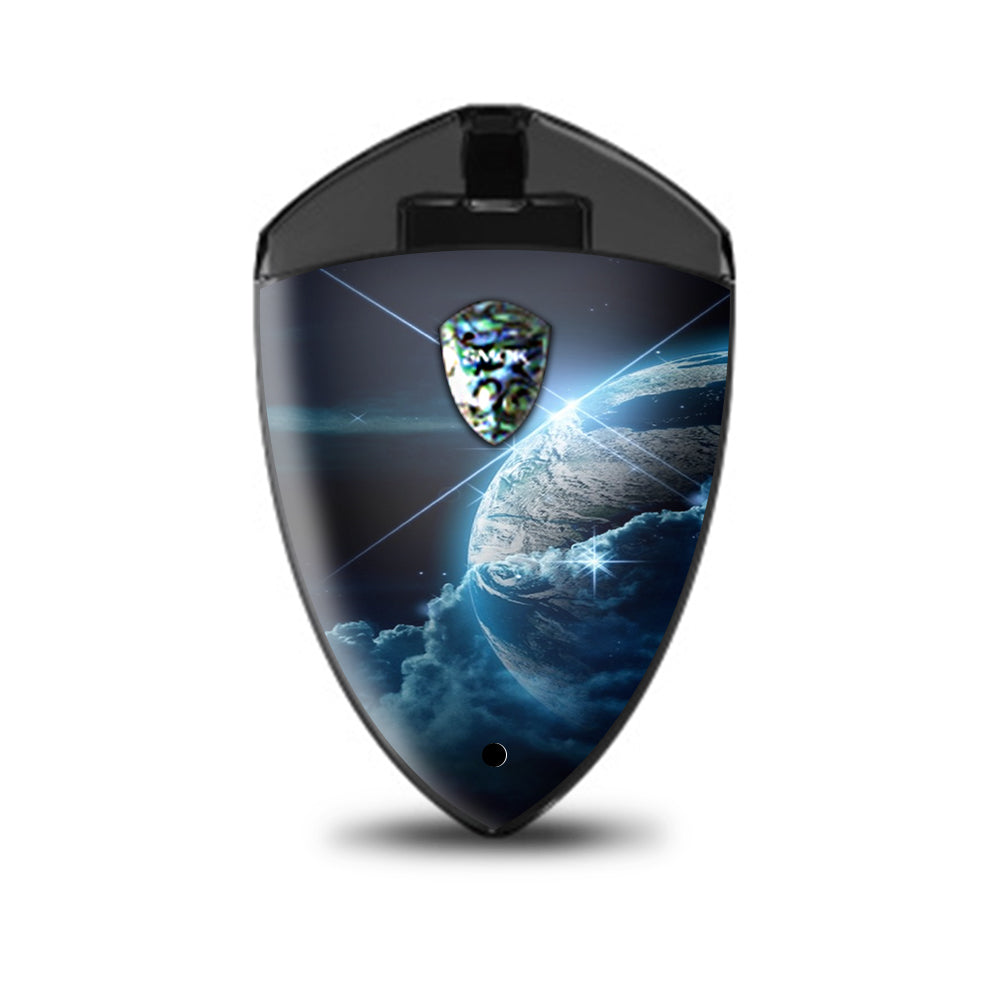  Earth Wrapped In Clouds Smok Rolo Badge Skin