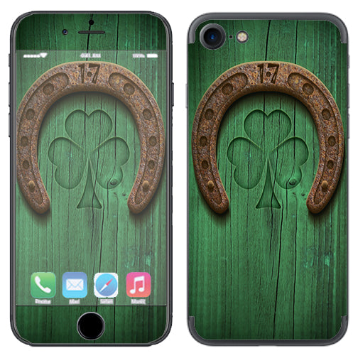  Lucky Horseshoe, Irish Apple iPhone 7 or iPhone 8 Skin