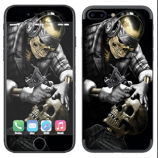  Skeleton Tattooer, Skull Tattooed Apple  iPhone 7+ Plus / iPhone 8+ Plus Skin