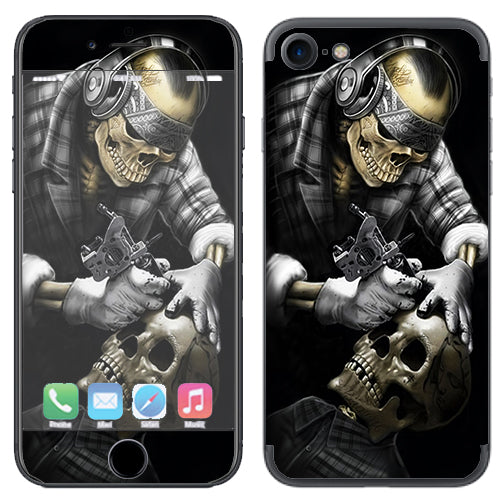  Skeleton Tattooer, Skull Tattooed Apple iPhone 7 or iPhone 8 Skin