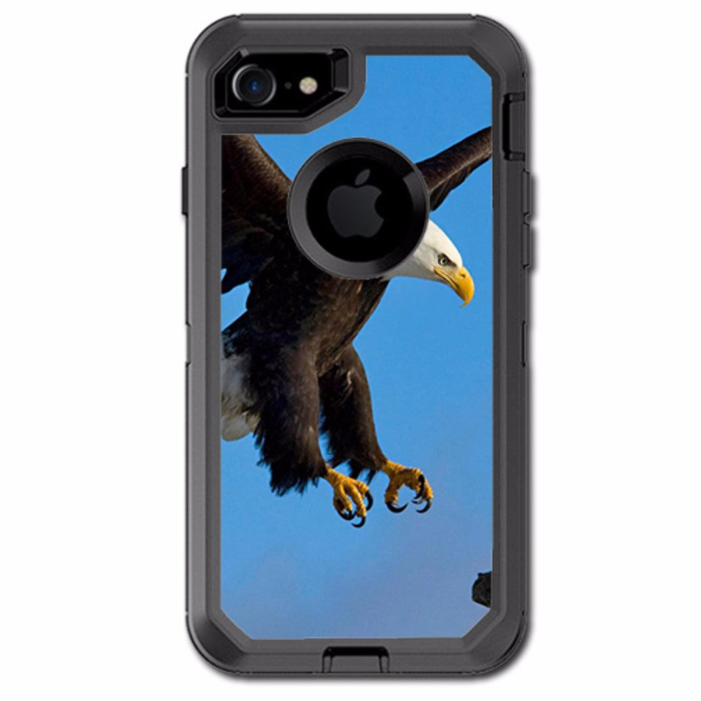  Bald Eagle In Flight,Hunting Otterbox Defender iPhone 7 or iPhone 8 Skin