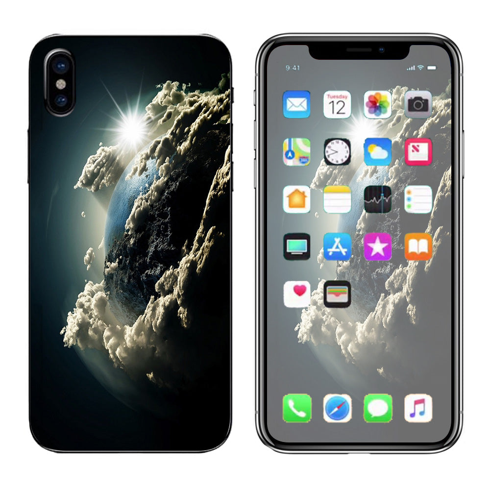  Planet In The Clouds Apple iPhone X Skin