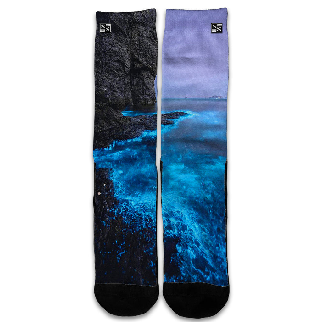  Paradise Sea Wall Cliffs Glowing Water Universal Socks