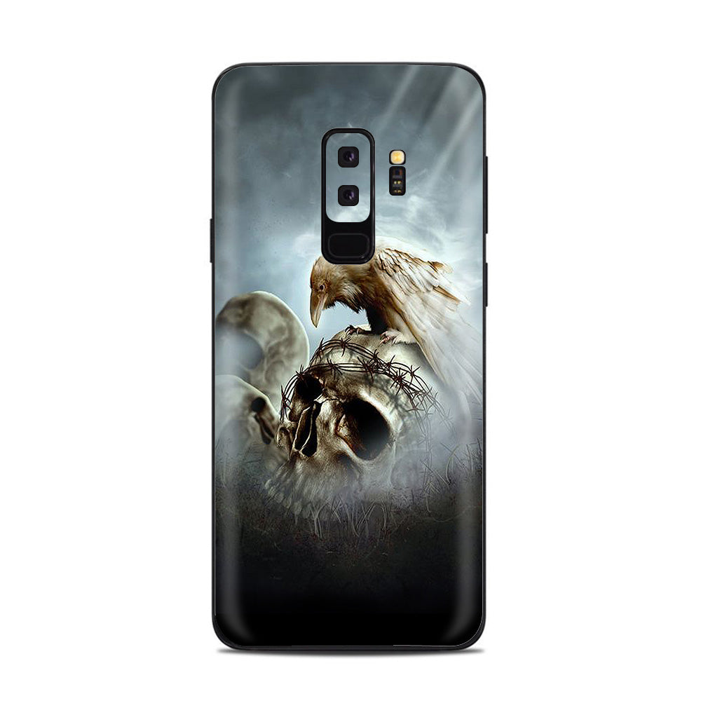  Skull Barbed Wire White Ravens Samsung Galaxy S9 Plus Skin