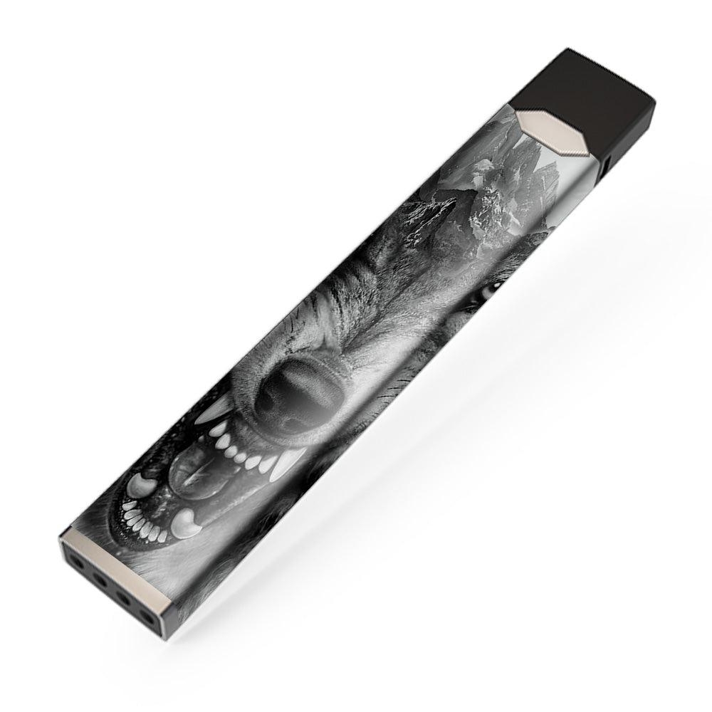  Angry Wolf Growling Mountains JUUL Skin