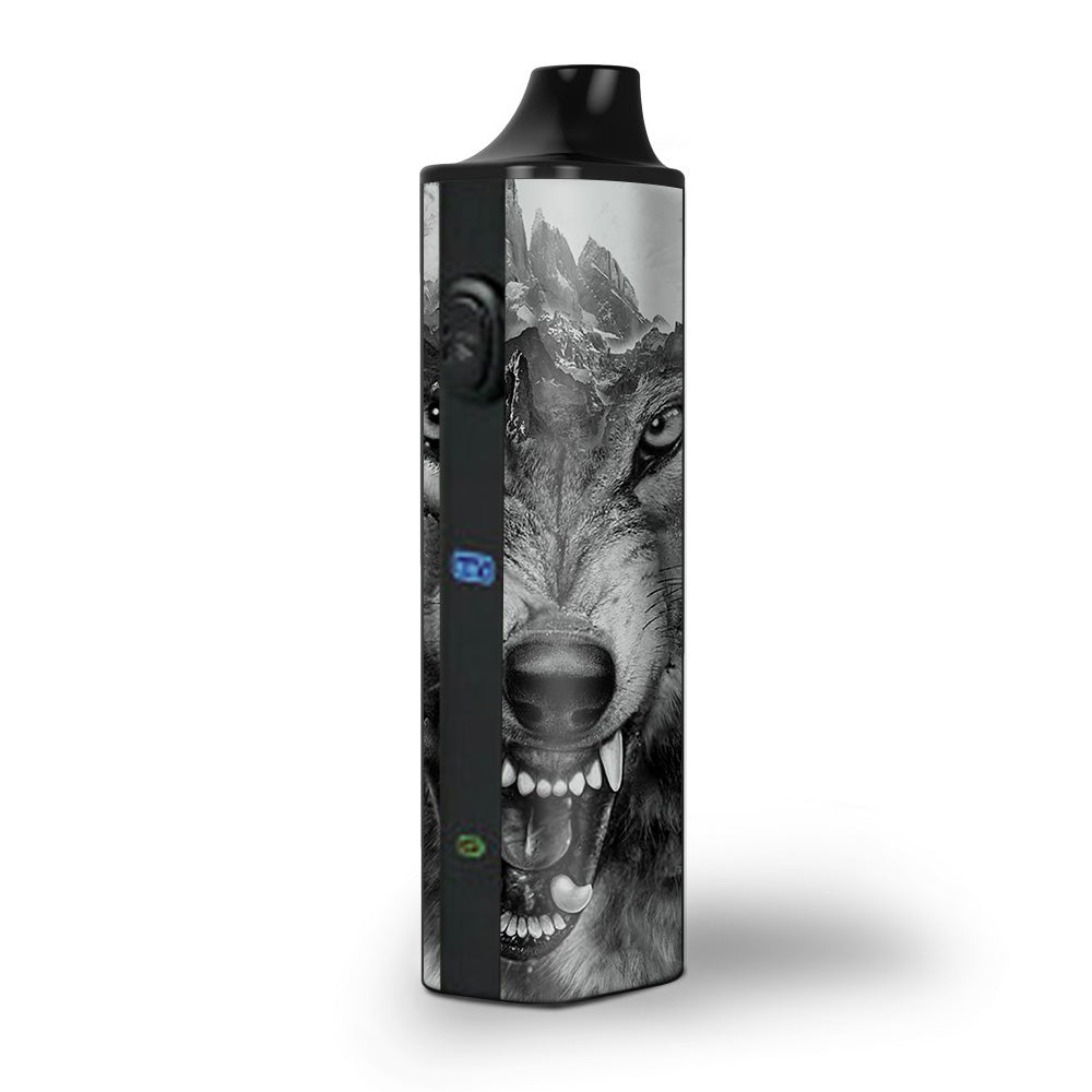  Angry Wolf Growling Mountains Pulsar APX Skin