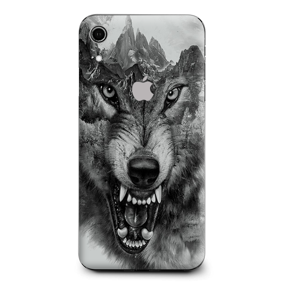 Angry Wolf Growling Mountains Apple iPhone XR Skin