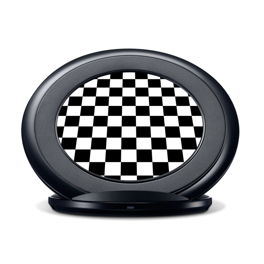 Black and White Checkers